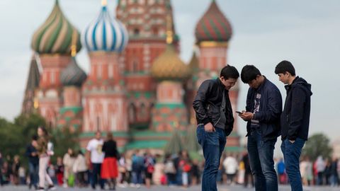 Гражданам Узбекистана могут разрешить въезд в Россию без загранпаспорта