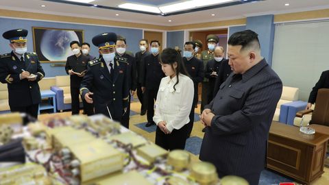 Kim Chen In asosiy harbiy texnologiyalarning ishlab chiqilishi bilan tanishdi