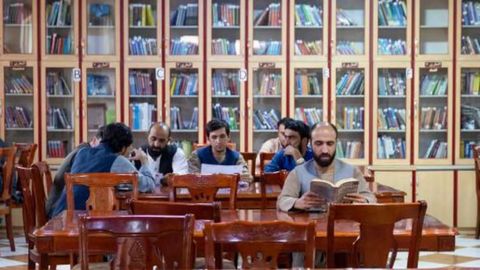 “Tolibon” Afg‘oniston universitetlarida ayollar yozgan kitoblarni taqiqladi