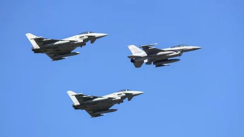 Germaniya qiruvchilari Rossiya razvedka samolyotini tutib oldi