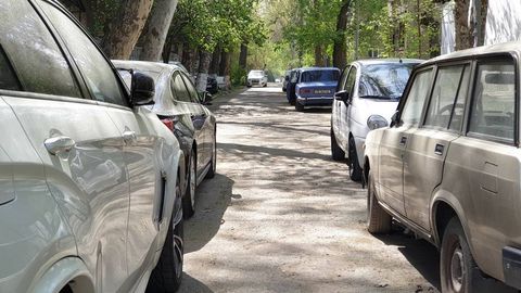 O‘zbekistonda ko‘p qavatli uylarga tutash yashil hududlarni betonlashtirganlar jazolanishi mumkin