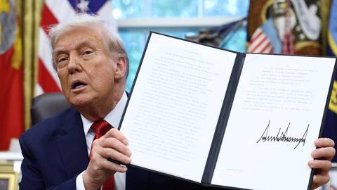 Tramp TikTok’ni amerikaliklarga sotishga doir farmonni imzoladi