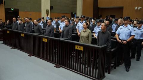 Хитойда бир оиланинг 11 нафар аъзоси ўлимга ҳукм қилинди