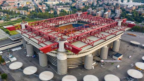 Italiyaning mashhur “San Siro” stadionini buziladigan bo‘ldi