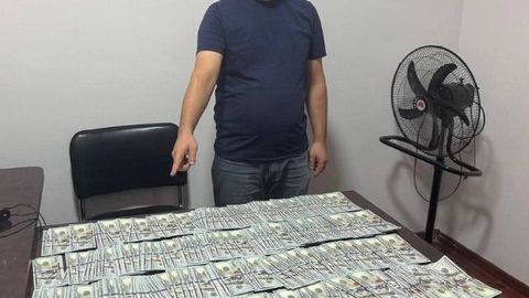 Fargʻonada soliq boshqarmasi inspektori pora bilan ushlandi