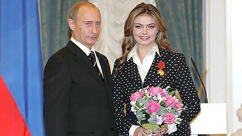 Putin va Kabayeva bolalari surati namoyish qilindi — OAV