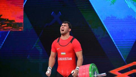 Og‘ir atletika. Akbar Jo‘rayev uch karra jahon chempioniga aylandi