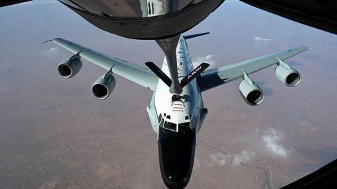Британия разведка самолётлари Россия чегараларида 12 соат патруллик қилди