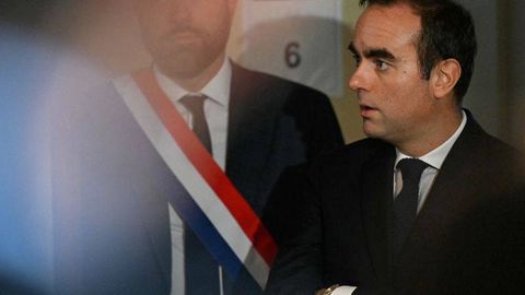 Fransiyada yangi hukumat shakllantirildi