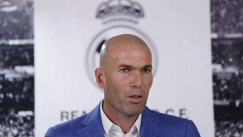 Zidan tarixdagi eng yaxshi futbolchi kim ekanligini aytdi