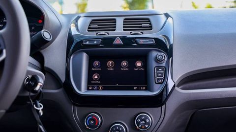 UzAuto Cobalt’нинг янги моделлари учун нархларни эълон қилди