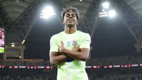 “ПСЖ” Ламин Ямал трансфери юзасидан “Барселона” билан музокара бошлади