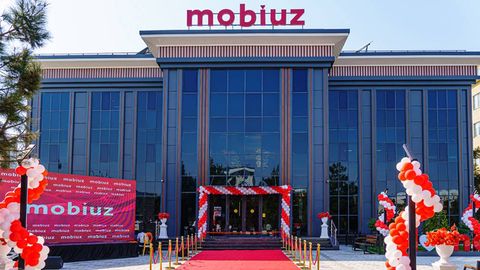 Рақамли хизматлар янада яқин: Жиззахда Mobiuz’нинг йирик офиси очилди