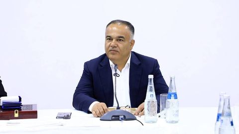 “Халқ ҳаммасини билиб ўтирибди” — Самарқанд вилояти ҳокими раҳбарларни пора олмасликка чақирди