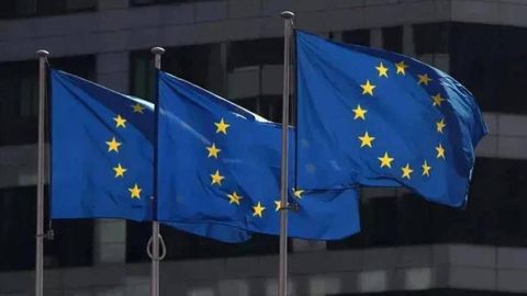 Politico: Европа Иттифоқига янги аъзоларни вето ҳуқуқисиз қабул қилиш кўриб чиқилмоқда