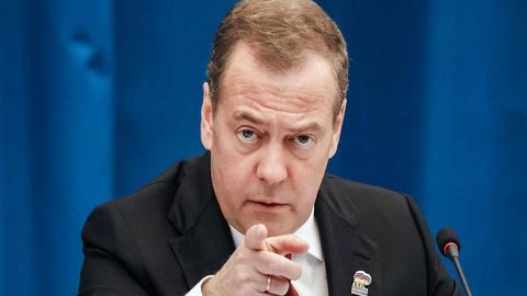 “AQSH Rossiya dushmani” — Medvedev