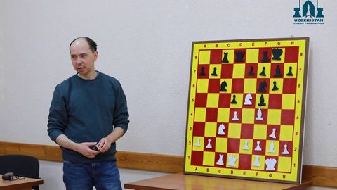 Rustam Qosimjonov — O‘zbekiston shaxmat terma jamoasi bosh murabbiyi