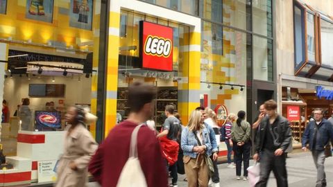 Калифорнияда ўғирланган Lego коллекциясини сотган эркак қўлга олинди