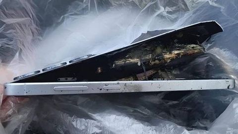 Жанубий Кореяда Samsung Galaxy S25+ смартфони фойдаланувчининг қўлида ёниб кетди