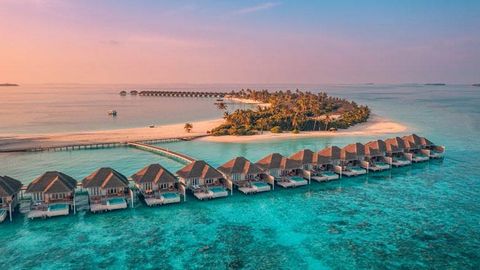 Малдив оролларида 2007-йилдан кейин туғилганларга сигарет чекиш тақиқланди