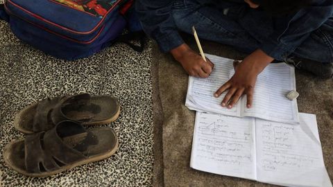 В Газе после двух лет войны вновь открываются школы (видео)