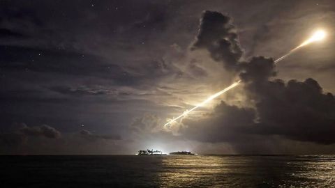 АҚШ Россияга етиб борувчи стратегик ракетани синовдан ўтказади