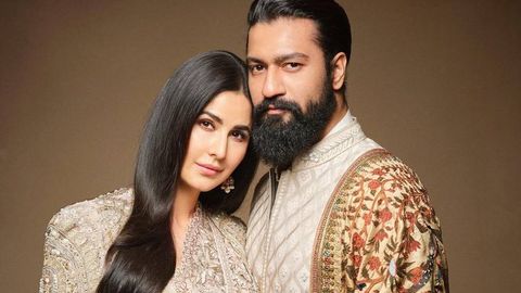 42 yoshli hind kinosi yulduzi Katrina Kaif ilk marta ona bo‘ldi