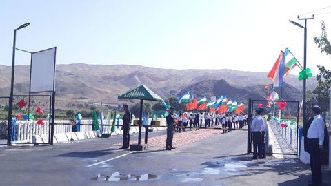 “Биз томондан муаммо йўқ” — Сўхга борувчи йўлда юзага келган тирбандлик юзасидан изоҳ берилди