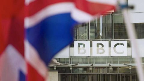 BBC раҳбари Трампнинг нутқи сохталаштирилгани ортидан ишдан кетди