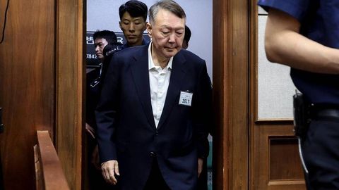 Janubiy Koreya sobiq prezidenti KXDR bilan harbiy to‘qnashuv qo‘zg‘atishga uringanlikda ayblandi