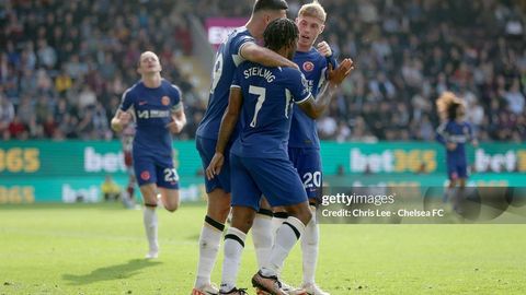 “Chelsi” futbolchisining uyi talon-toroj qilindi