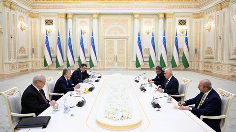 Шавкат Мирзиёев принял председателя Совета старейшин Организации тюркских государств