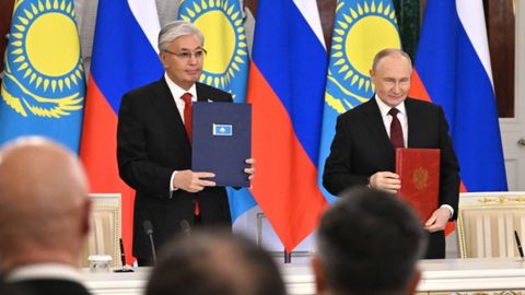 Kazakhstan’s Tokayev praises Putin as key global leader