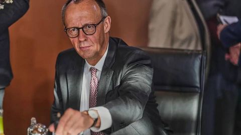 “Ukrainalik erkaklar o‘z vatanida xizmat qilishi kerak” — Germaniya kansleri