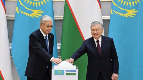Uzbekistan, Kazakhstan aim for $10bn trade as leaders launch major joint projects