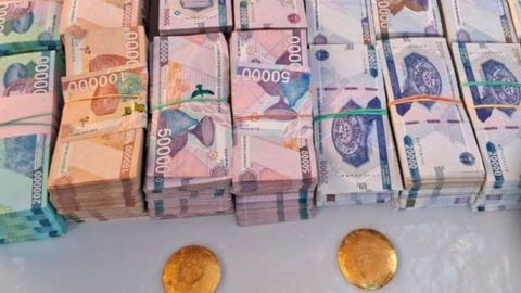 Самарқандда олтин қуймаларини ноқонуний сотмоқчи бўлган уч киши ушланди