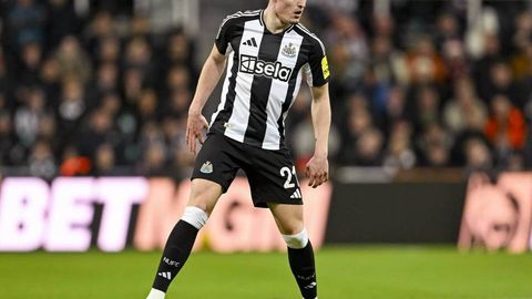 “Манчестер Сити” “Ньюкасл” ҳимоячисини сотиб олмоқчи