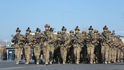 Тошкентда ҳарбийларнинг намойишкорона пиёда юришлари бўлиб ўтади