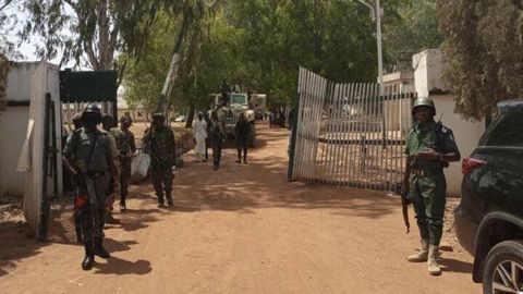 Nigeriyada terroristlar maktab internatga hujum qilib, 25 nafar o‘quvchini o‘g‘irlab ketdi