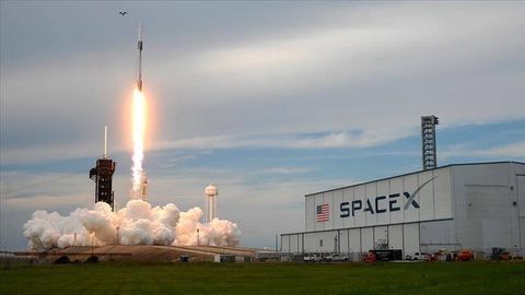 SpaceX глобал океан сатҳини кузатиш учун орбитага Sentinel-6Б сунъий йўлдошини учирди
