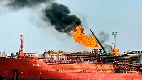 Rossiya droni Turkiya tankeriga hujum qildi (video)