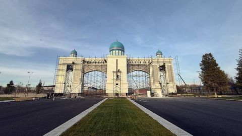 “Ғишткўприк” чегара божхона постида “яшил” ва “қизил” йўлак тизими енгил автомобиллар учун ҳам жорий қилинади