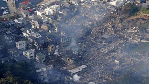 Yaponiyada 170 dan ortiq uy yonib ketdi (video)