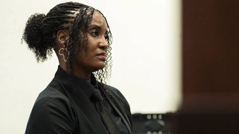 ЖАР собиқ президентининг қизи африкаликларни Украинадаги урушга ёллашда айбланди