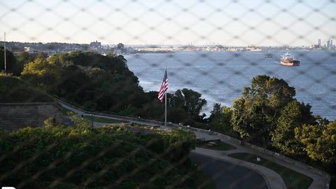 МИД опубликовал предупреждение для узбекистанцев, находящихся в США