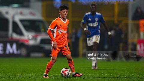 Туркия чемпионати. Элдор Шомуродов ҳамда Аббосбек Файзуллаевнинг голлари “Башакшеҳир”га ғалаба келтирди (видео)