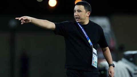 Islombek Ismoilov yangi mavsumni “Neftchi”da boshlaydi