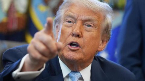 Трамп Колумбияни бомбардимон қилиш билан қўрқитди