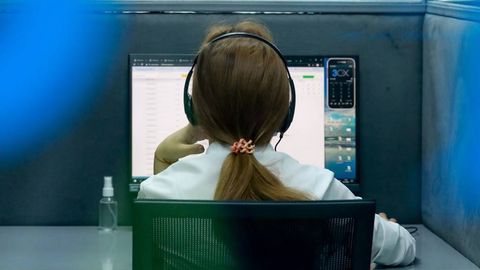 “Катта миқдорда бонусга эга бўлдингиз”: Рақобат қўмитаси савдо соҳасидаги фирибгарлик схемасидан огоҳлантирди