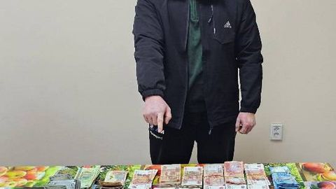 В Узбекистане предотвращена попытка незаконного вывоза около 1 млрд сумов